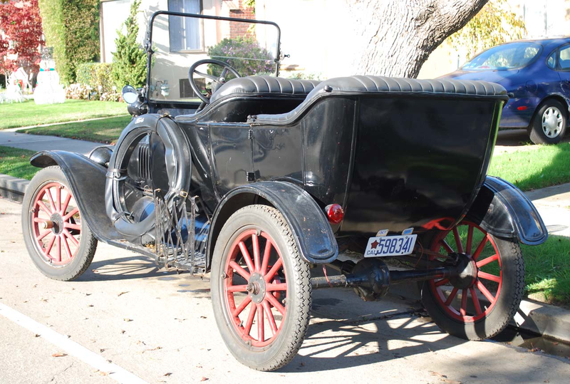 Illustration for article titled 1919 Ford Model T Touring